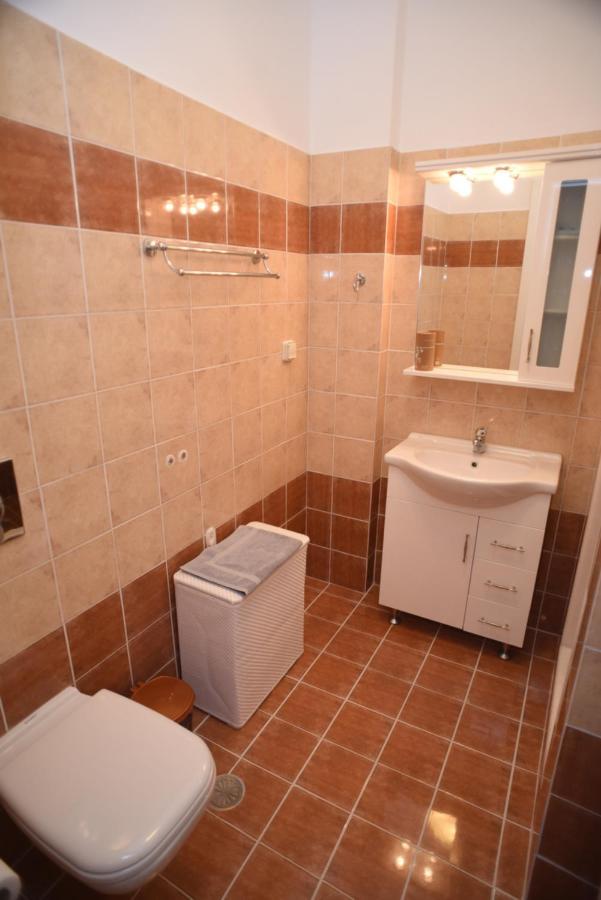 Appartement Bernie House 2 à Mélanes Extérieur photo